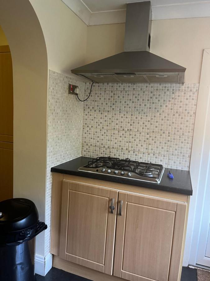 A Cozy House To Stay In Sunny Борнмут Екстер'єр фото